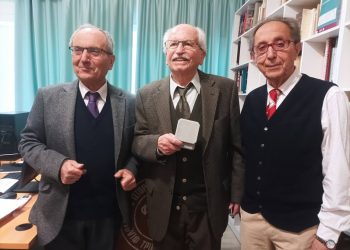 Το «Βραβείο  Φιλίας Τρικάλων» στον διαπρεπή Καλαμπακιώτη Φιλόλογο Δημήτριο Πλιάτσικα – Πολυετής και πολύτιμη η προσφορά του (ΦΩΤΟ)