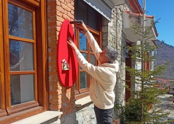 Γιώργος Κόφφας: (Προ)ετοιμάζει την Καστανιά για το Πάσχα (ΦΩΤΟ)