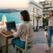 Ψηφιακοί νομάδες: Το τέλος του ονείρου και η σκληρή επιστροφή στην πόλη