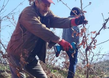 Δυναμική εθελοντική δράση στον Άγιο Δημήτριο – Καθάρισαν τα μονοπάτια στα «Μικρά Μετέωρα» (ΦΩΤΟ)