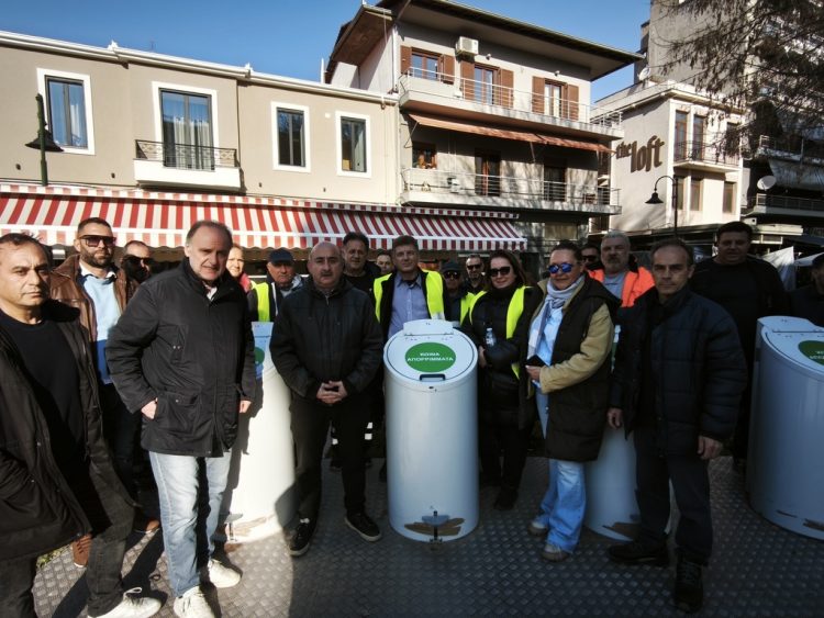 Open Mall: Ηλεκτρονική παρακολούθηση 13 νέων βυθιζόμενων κάδων στα Τρίκαλα – Πώς εκσυγχρονίζεται η αποκομιδή απορριμμάτων