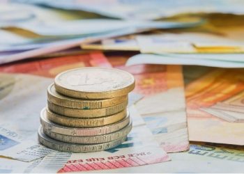 Έως 780€ για δύο μήνες: Ποιοι γονείς θα πάρουν το επίδομα της ΔΥΠΑ