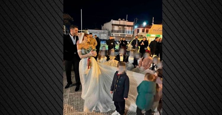 Νηπιαγωγός στη Κομοτηνή παντρεύτηκε με παρανυφάκια τους 20 μαθητές της