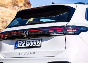 Χιλιάδες αυτοκίνητα χωρίς πινακίδες στην Ελλάδα