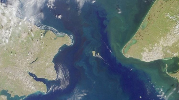 Πώς δύο νησιά που απέχουν μόλις τέσσερα χιλιόμετρα έχουν διαφορά ώρας 21 ωρών