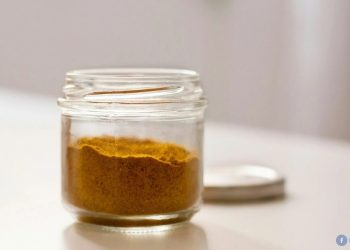 Από την αρθρίτιδα έως την κατάθλιψη, τα οφέλη του κουρκουμά στην υγεία: Πώς να τον εντάξετε στην καθημερινότητά σας