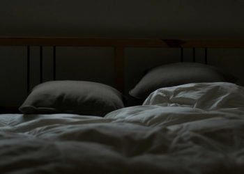 Η αλήθεια για την καφεΐνη και πώς συνδέεται με τους εφιάλτες