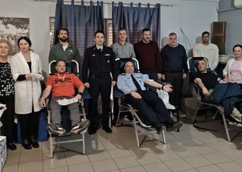 Τρικαλινοί αστυνομικοί έγιναν χορηγοί ζωής