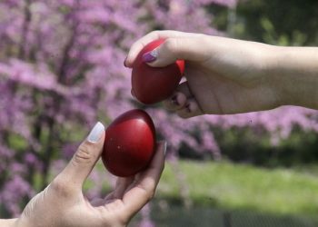 Πάσχα 2026: Η πρώτη πρόβλεψη Καντερέ για τον καιρό την Κυριακή της Λαμπρής – Θα ψήσουμε με ήλιο;