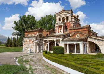 Η εκκλησία της Ελλάδας με την πιο «ανορθόδοξη» αρχιτεκτονική είναι στην Αρκαδία
