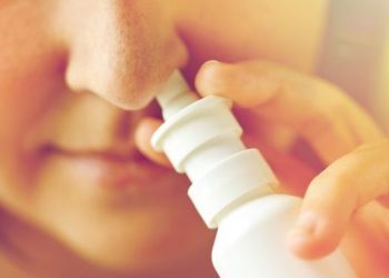 Ένα και μόνο ρινικό σπρέι ίσως μας προστατεύει από κάθε βήχα, κρυολόγημα και γρίπη – Έρευνα