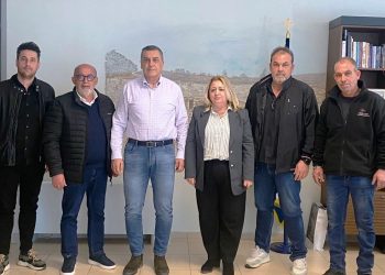 Συνάντηση Περιφερειάρχη Δημ. Κουρέτα με την διοίκηση της ΕΒΕ Φαρκαδόνας και Περιχώρων
