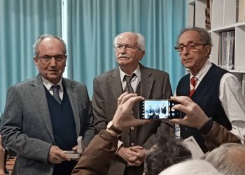 Συγκινητική η απονομή του “Βραβείου Φιλίας Τρικάλων” του Φ.Ι.ΛΟ.Σ. στον φιλόλογο καθηγητή Δημήτριο Πλιάτσικα