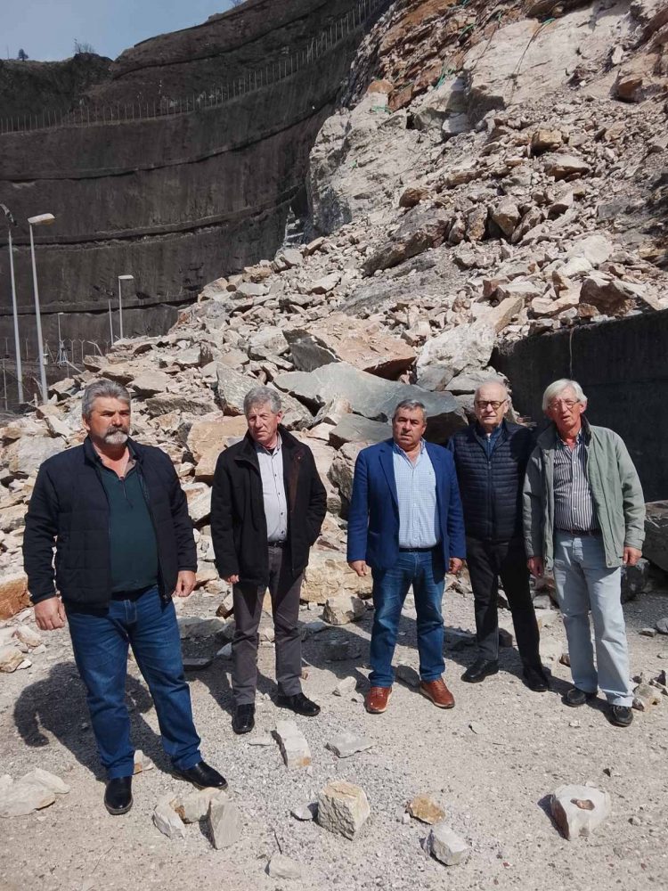 Αποκλεισμένη εξακολουθεί να παραμένει η Γλύστρα