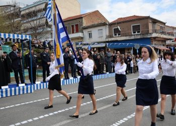 Με κάθε επισημότητα οι επετειακές εκδηλώσεις στην Καλαμπάκα για την 25η Μαρτίου 1821