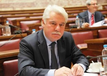 Δεν αποκλείει τη συμμετοχή του στο ψηφοδέλτιο του ΠΑΣΟΚ ο Χρήστος Μαγκούφης