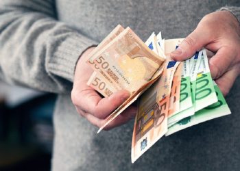 e- ΕΦΚΑ και ΔΥΠΑ: Αρχίζουν από σήμερα οι πληρωμές – Οι δικαιούχοι