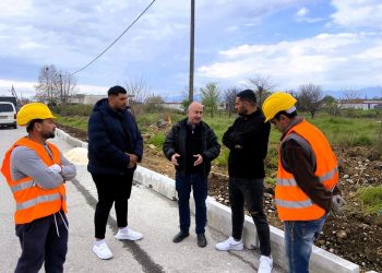 Νέα πεζοδρόμια για τους Ρομά στο Κηπάκι από τον Δ. Τρικκαίων
