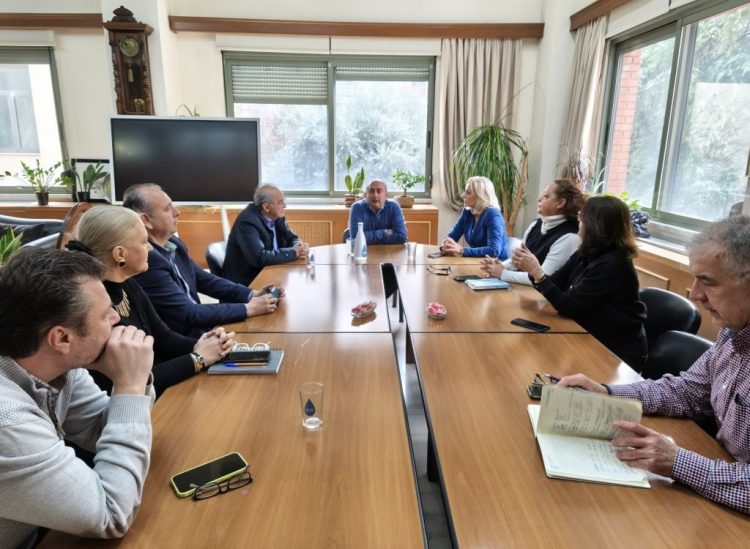 Συνάντηση Καραλαριώτου – Σακκά στα Τρίκαλα