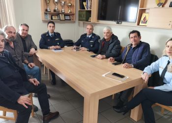 Κοινές δράσεις κατά της ενδοοικογενειακής βίας δρομολογούν Εμπορικός Σύλλογος και Αστυνομική Διεύθυνση Τρικάλων