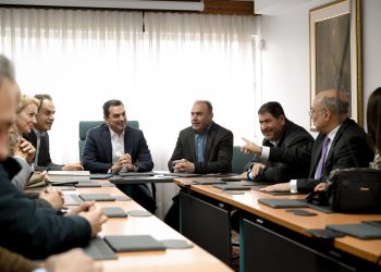 Σκρέκας από Γρεβενά: «Σχεδιάζουμε την εθνική ανάπτυξη με επίκεντρο τις τοπικές κοινωνίες»