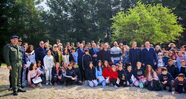 Δενδροφύτευση στο Άλσος Αγνοουμένων στα Τρίκαλα