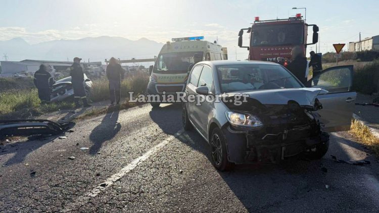 Σοκ: Νεκρή 27χρονη Τρικαλινή μητέρα τριών παιδιών σε μετωπική σύγκρουση στην είσοδο της Λαμίας (ΦΩΤΟ – ΒΙΝΤΕΟ)