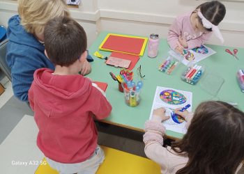Πασχαλινές δημιουργίες και δρώμενα στο ΚΔΑΠ «ΦΡΟΥΡΙΟ» του Δήμου Τρικκαίων
