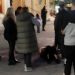 Μια γυναίκα έπεσε …θύμα μπάλας παιδιών που έπαιζαν και σωριάστηκε τραυματισμένη – Αναστάτωση στο σημείο (φωτο)