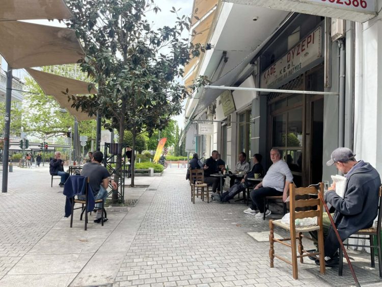 Αυτό είναι το παλιότερο τσιπουράδικο στη Λάρισα με το παράξενο παρατσούκλι: Βρίσκεται στην πιο παλιά πιάτσα της πόλης (φωτο)