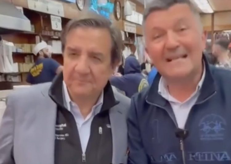 Ο Θεσσαλός γιατρός που μεγαλουργεί για τέσσερις δεκαετίες στη Νέα Υόρκη και αποθεώνεται από γνωστό δημοσιογράφο (βίντεο)