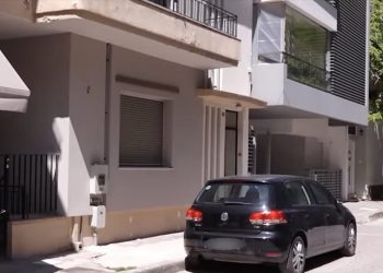 Περίεργη κατάσταση περιγράφουν οι γείτονες για την τραγωδία με τις νεκρές μάνα και κόρη στη Λάρισα: Ήταν μαυροφορεμένη και τριγυρνούσε αμίλητη – Ποια πέθανε πρώτη και που βρέθηκε (ΒΙΝΤΕΟ)