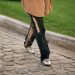 Οδηγός αγοράς με 10 ασημένια sneakers: Πρόσθεσε το πιο glam-casual παπούτσι για εντυπωσιακά looks