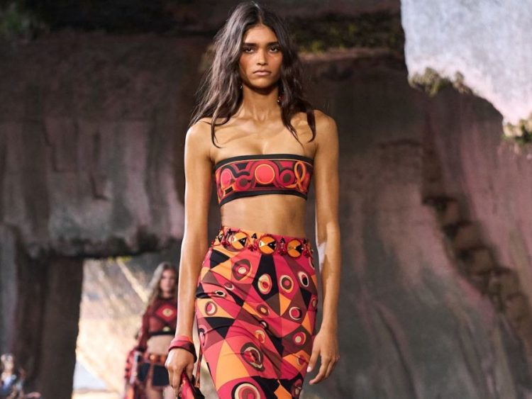 It’s officially a Pucci Summer: Το show στην Σικελία και η ανέμελη αισθητική που όρισε το καλοκαίρι