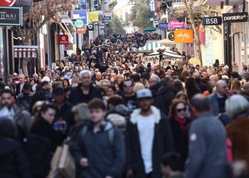 Πάσχα: Ανοιχτά τα καταστήματα την Κυριακή – Το ωράριο των εορτών