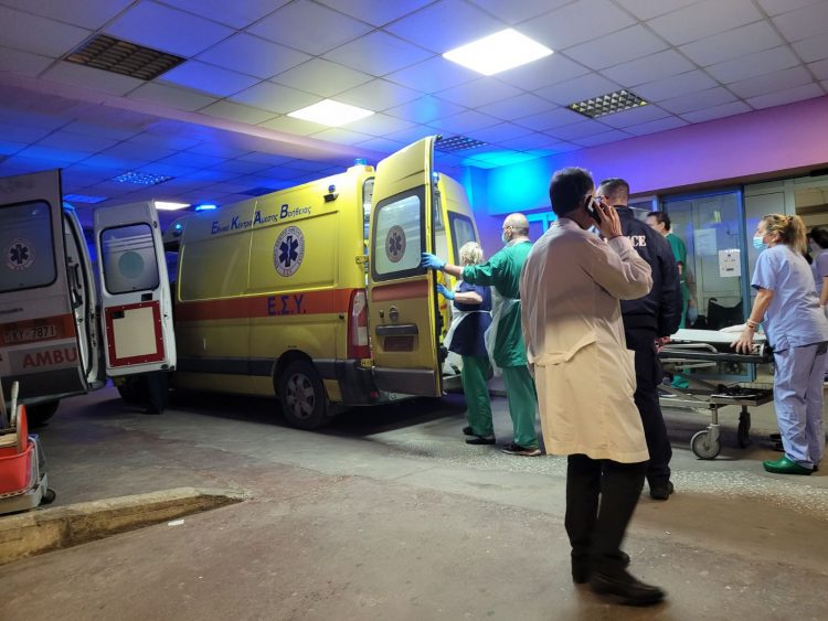 Στο ΠΓΝΛ νεαρός δικυκλιστής από τα Τρίκαλα με σοβαρές κρανιοεγκεφαλικές κακώσεις