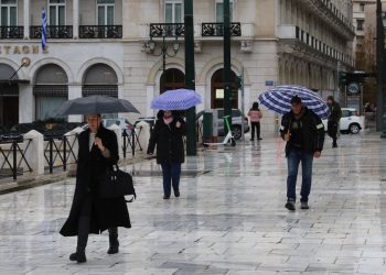 Καιρός: Πρόσκαιρη βελτίωση σήμερα Δευτέρα του Πάσχα – Που θα χτυπήσει ο αφρομεσογειακός κυκλώνας