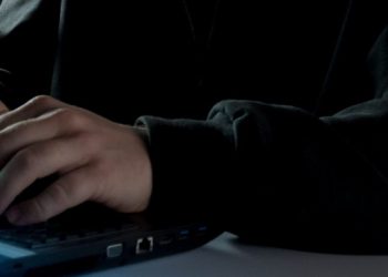 Phishing: Τα «έξυπνα» μηνύματα που αδειάζουν λογαριασμούς – Τι πρέπει να προσέχουν οι πολίτες
