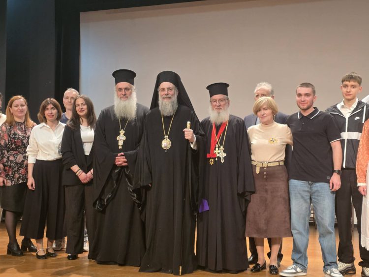 Η ΙΜΤΓΠ τίμησε τον π. Απόστολο Μανώλη, “έναν ακούραστο ιερέα, σωστό καθοδηγητή και αληθινό πατέρα” (ΦΩΤΟ)