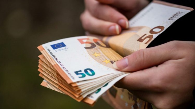 ΕΦΚΑ – ΔΥΠΑ: Ξεκινούν οι πληρωμές επιδομάτων και παροχών