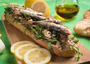 Αυτές οι τροφές παρέχουν περισσότερο ασβέστιο από το γιαούρτι και οι περισσότεροι δεν το ξέρουν