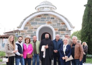 Οιχαλία: Αγιασμός στο νέο παρεκκλήσιο του Αγίου Φανουρίου (ΦΩΤΟ)