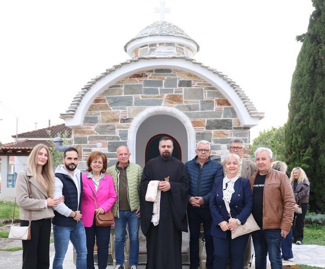Οιχαλία: Αγιασμός στο νέο παρεκκλήσιο του Αγίου Φανουρίου (ΦΩΤΟ)