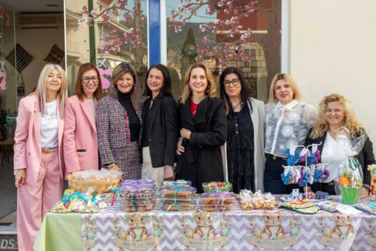 Με μεγάλη επιτυχία το Πασχαλινό Bazaar του Συλλόγου Γυναικών Οιχαλίας την Κυριακή των Βαΐων (ΦΩΤΟ)