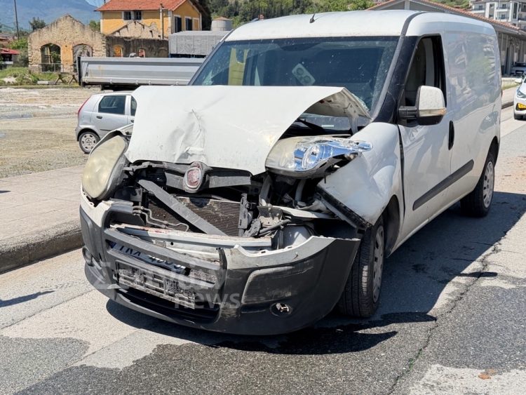 Καλαμπάκα: Καραμπόλα τριών οχημάτων στην οδό Πίνδου (ΦΩΤΟ)