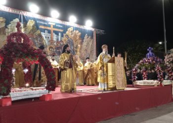 Συνάντηση Επιταφίων στα Τρίκαλα: Μέγα πλήθος πιστών για την κορύφωση του Θείου Πάθους (ΦΩΤΟ – ΒΙΝΤΕΟ)