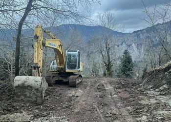 Άμεση παρέμβαση Αβραμόπουλου: Αποκαταστάθηκε ο δρόμος στο ΛΑΖΙΝΙ – Δεν άφησε τους κτηνοτρόφους της Χρυσομηλιάς αβοήθητους (ΦΩΤΟ)