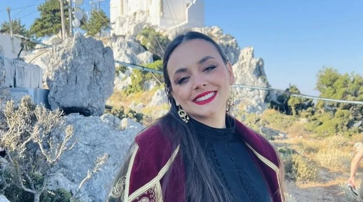Ερήνη Τορνεσάκη: Η Κρητικιά που έμαθε ριζίτικα στους Αμερικανούς και τους Κινέζους!