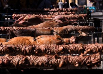Πάσχα το… ελληνικόν: Πώς το γιορτάζουμε – Τα ήθη και έθιμα της Λαμπρής