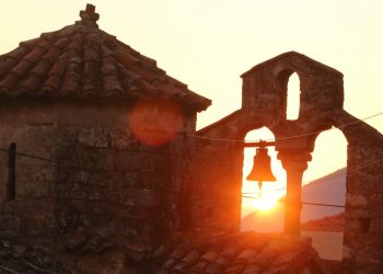 Tα κάλαντα που λένε μικροί και μεγάλοι το Σάββατο του Λαζάρου – Οι στίχοι που λίγοι γνωρίζουν